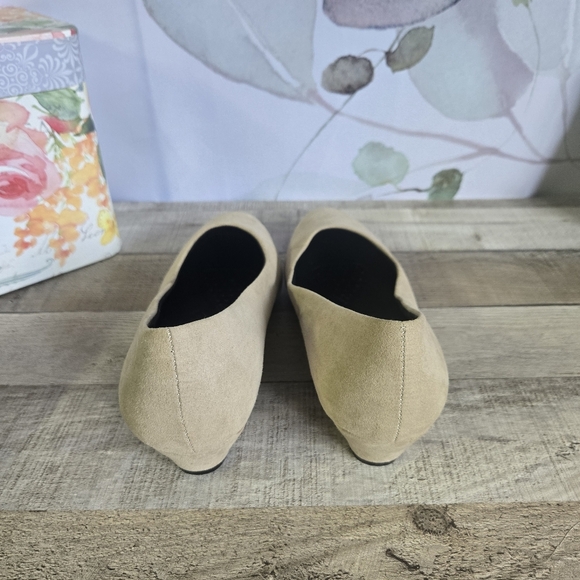 ANGEL STEPS | NWOT Set of 2 Short Heel Shoes in Gray & Tan sz 10M - Picture 3 of 11